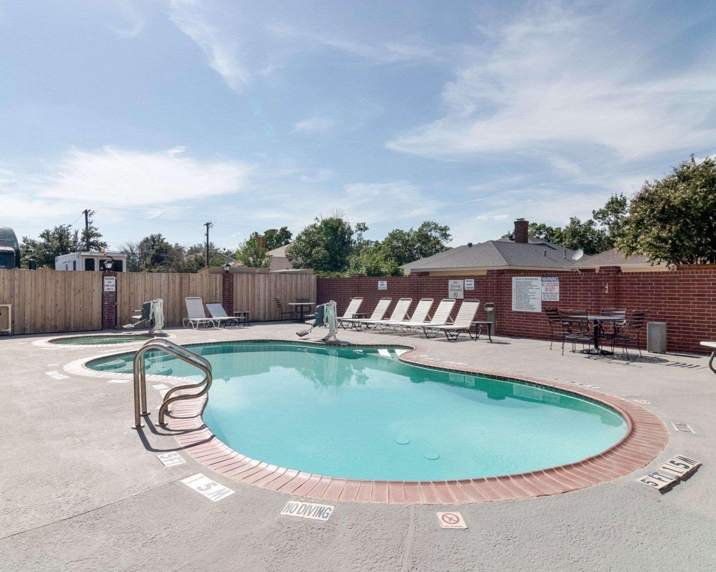 Quality Suites Midland North Loop 250 Екстериор снимка